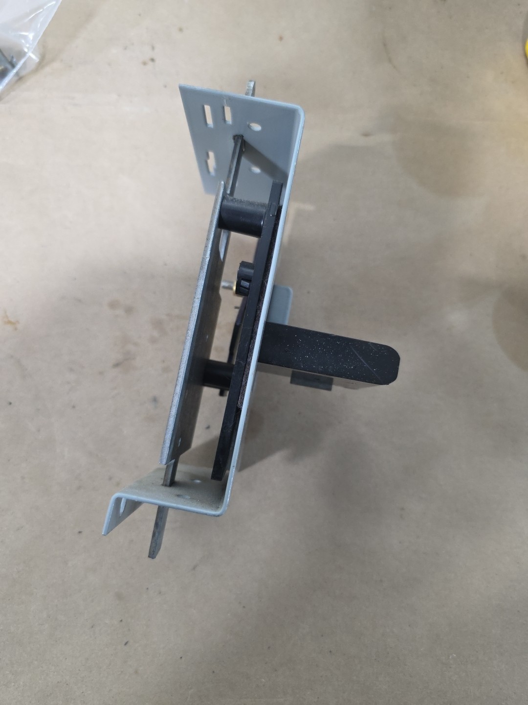 Siemens 25-135-017-506 Breaker Handle Switch / MCC Handle Mechanism