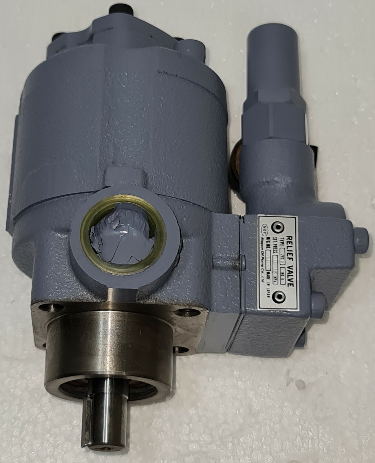 NOP NIPPON OIL PUMP TYPE TOP-220HWMVD-029 TROCHOID PUMP WITH RELIEF VALVE 2VDH