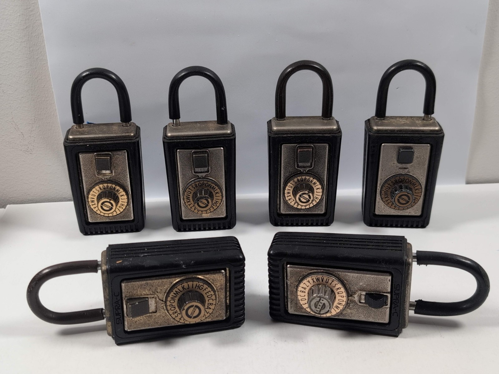 Supra-C Lock Box Real-estate Storage Keys Letter Combination HideAKey Vtg w Code