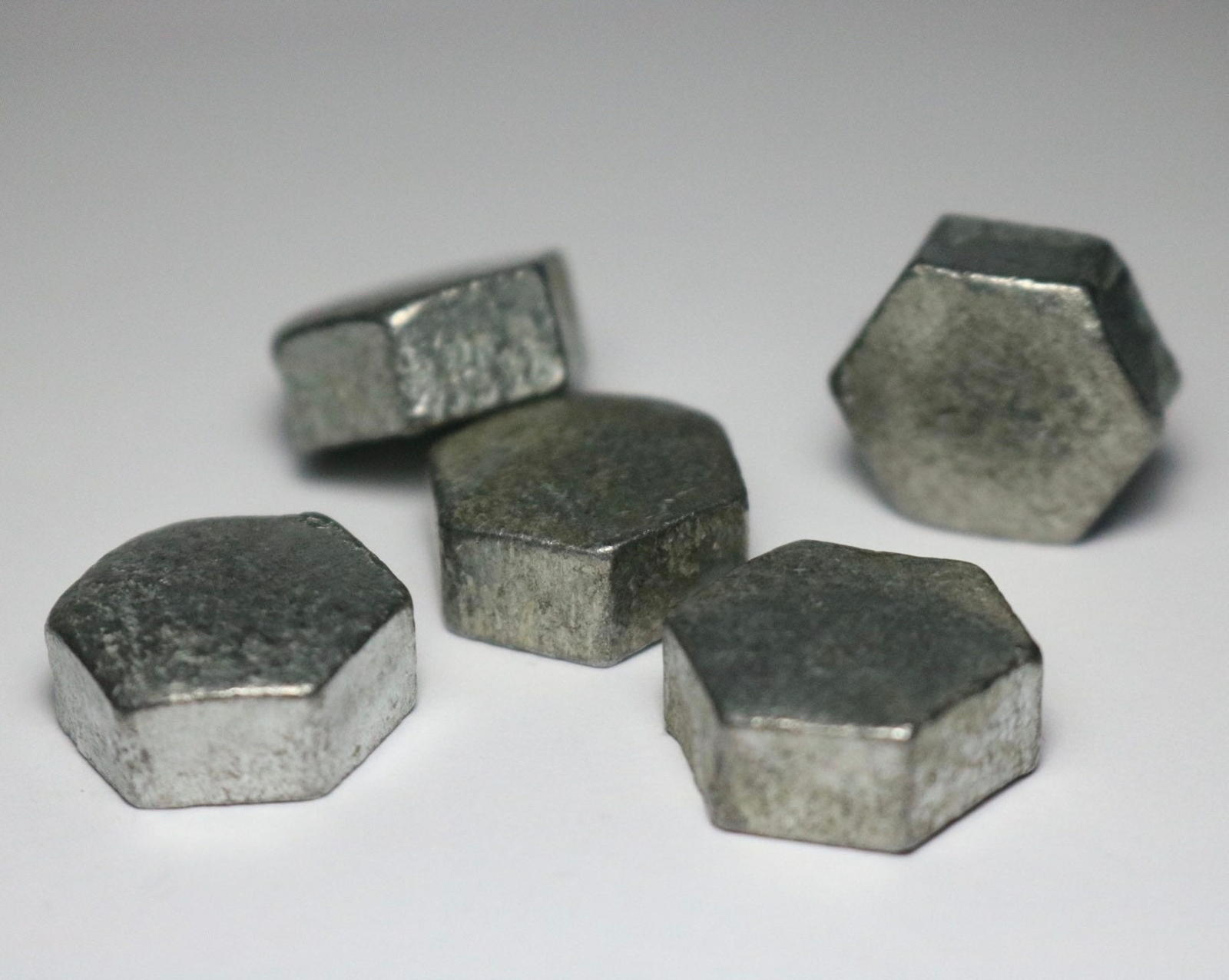 Five zinc metal hexagons 99.99% element 30 zn chemistry sample bulk