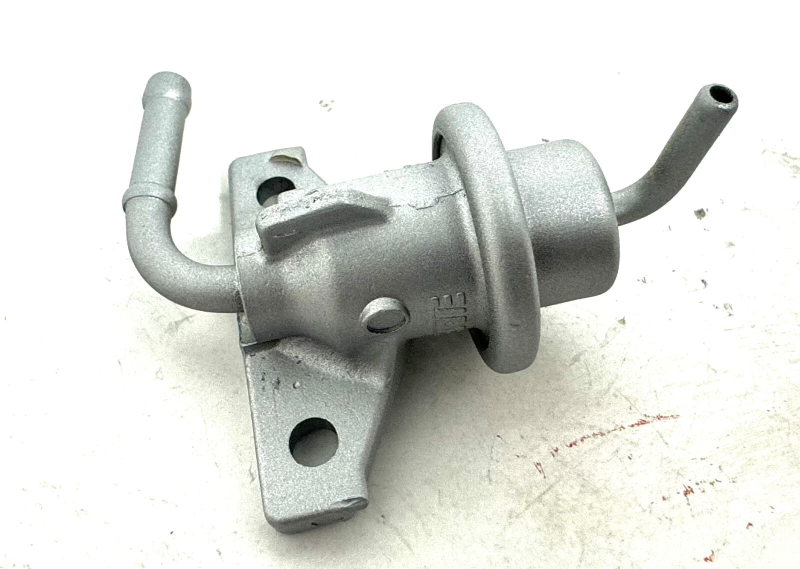 96 00 Honda Civic D16Y8 Fuel Pressure Regulator FPR OEM