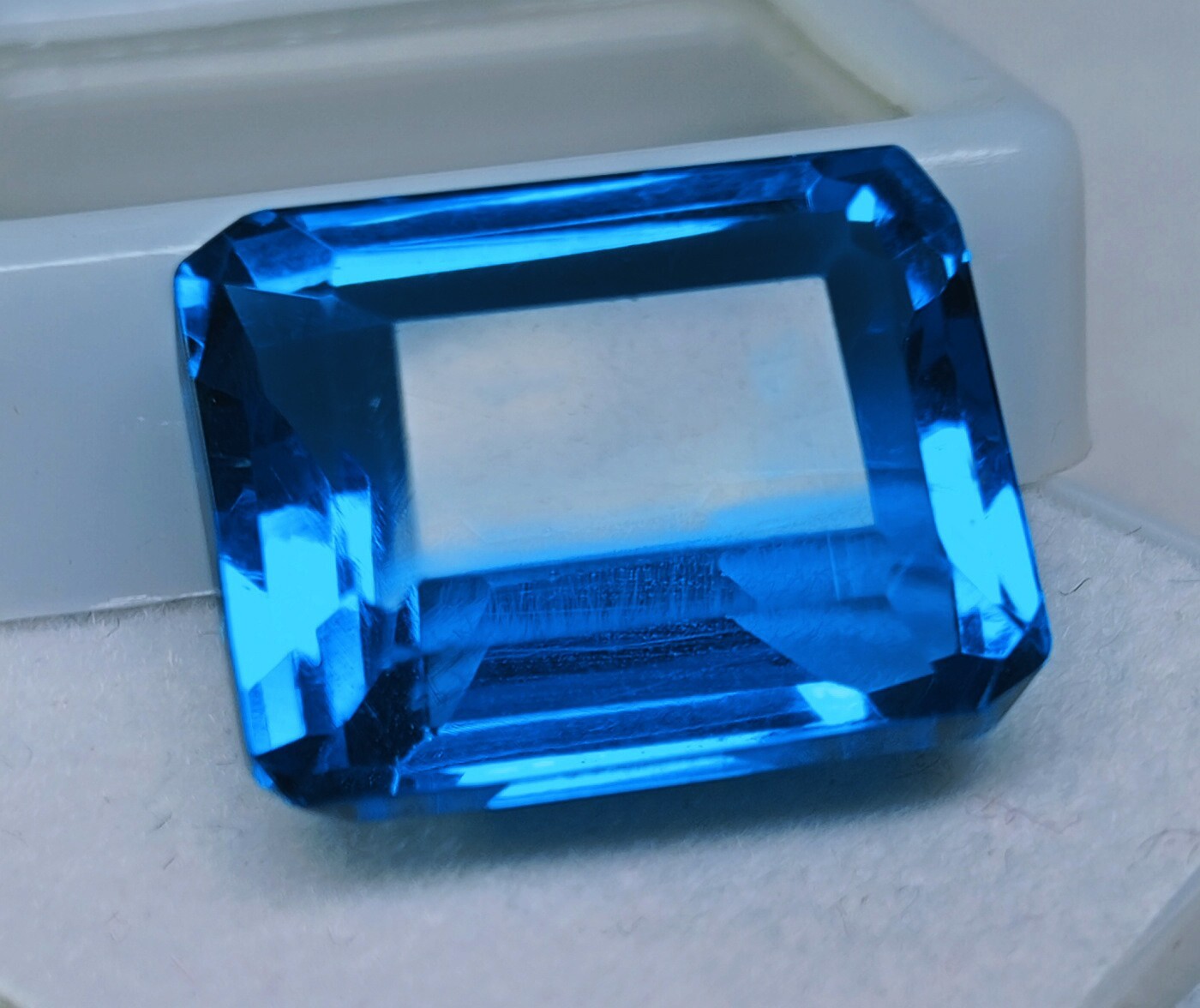 EGL Certified Natural London Blue Topaz 16.80 Ct Emerald Cut Loose Gemstone AAA