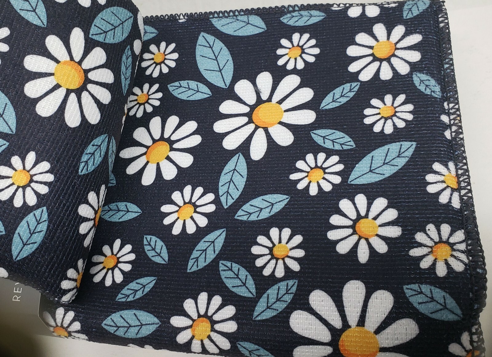 Printed Microfiber Dish Drying Mat (15"x19") DAISIES FLOWERS, black back, SB