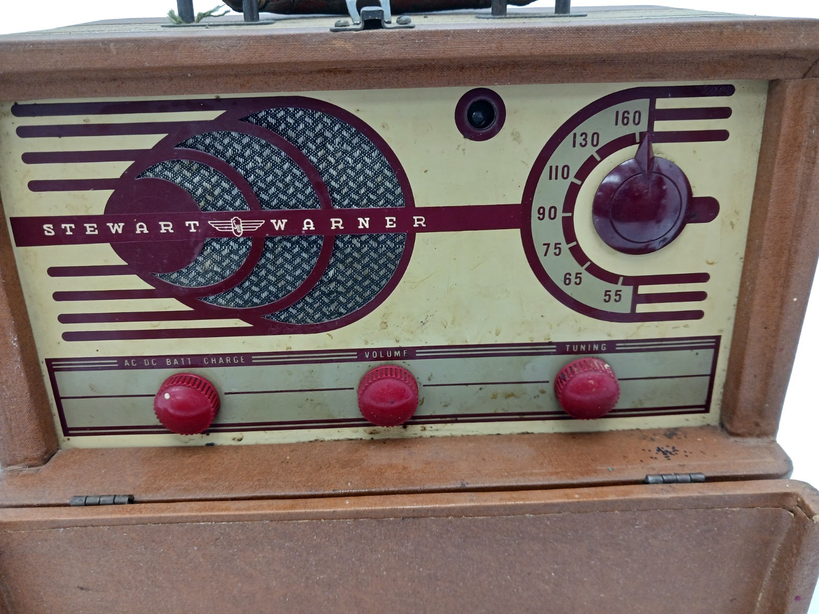 Vintage Stewart Warner 9007-A AM Portable Tube Radio Luggage-Style 1940s