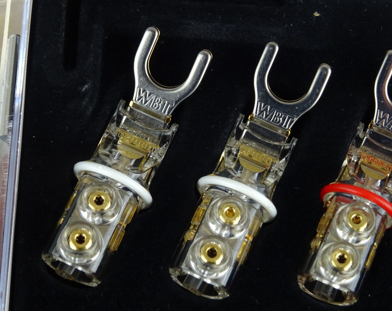 WBT 0681CU cable lug made of pure copper, 8 mm fork new + original packaging nextgen 2x red 2x white