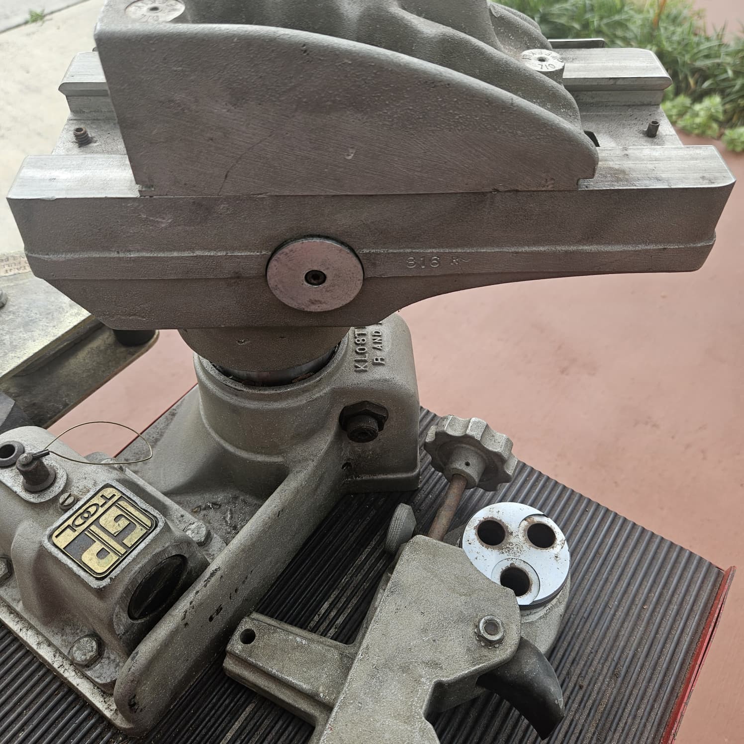 GP Tools GP3030 MacPherson Strut Spring Compressor Shop Machine W Adapters