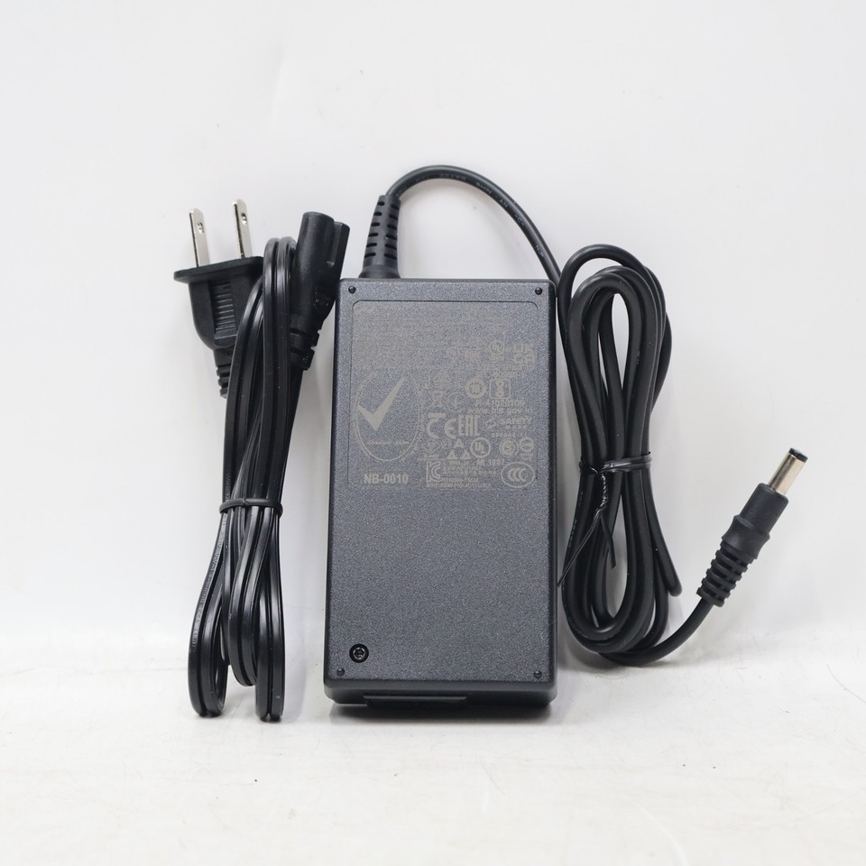 GENUINE Logitech AD10110LF NB-0010 Driving Force G29 Power Adapter 24V 1.75A NEW