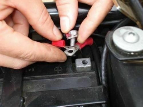 Deltran Battery Tender Jr Charger 12 Volt 750mA Lightweight Automatic Maintainer