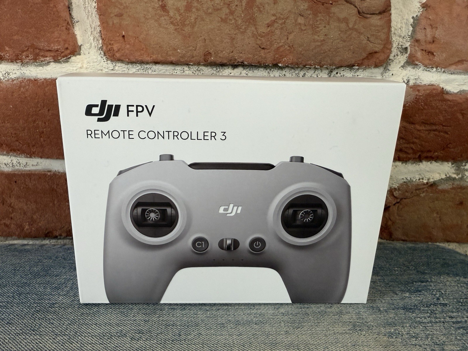 fpv remote controller 3　*NEW & SEALED* JP