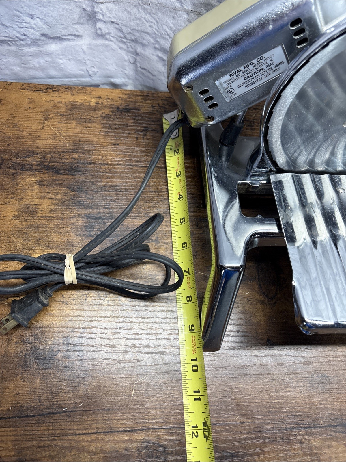 Vintage Rival Meat & Cheese Slicer Model 1101E7 Stainless Steel Electric Tested