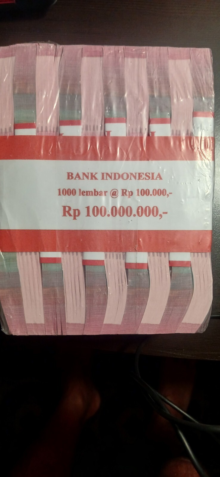 INDONESIAN RUPIAH 100,000 X 100 = 10 Million (5,000,000) IDR UNC INDONESIA