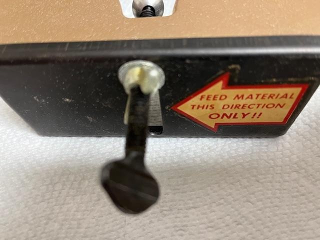 Vintage Craftsman “ Crown Top “ 29525 Moulding Head Guard for Radial Saw 9-29525