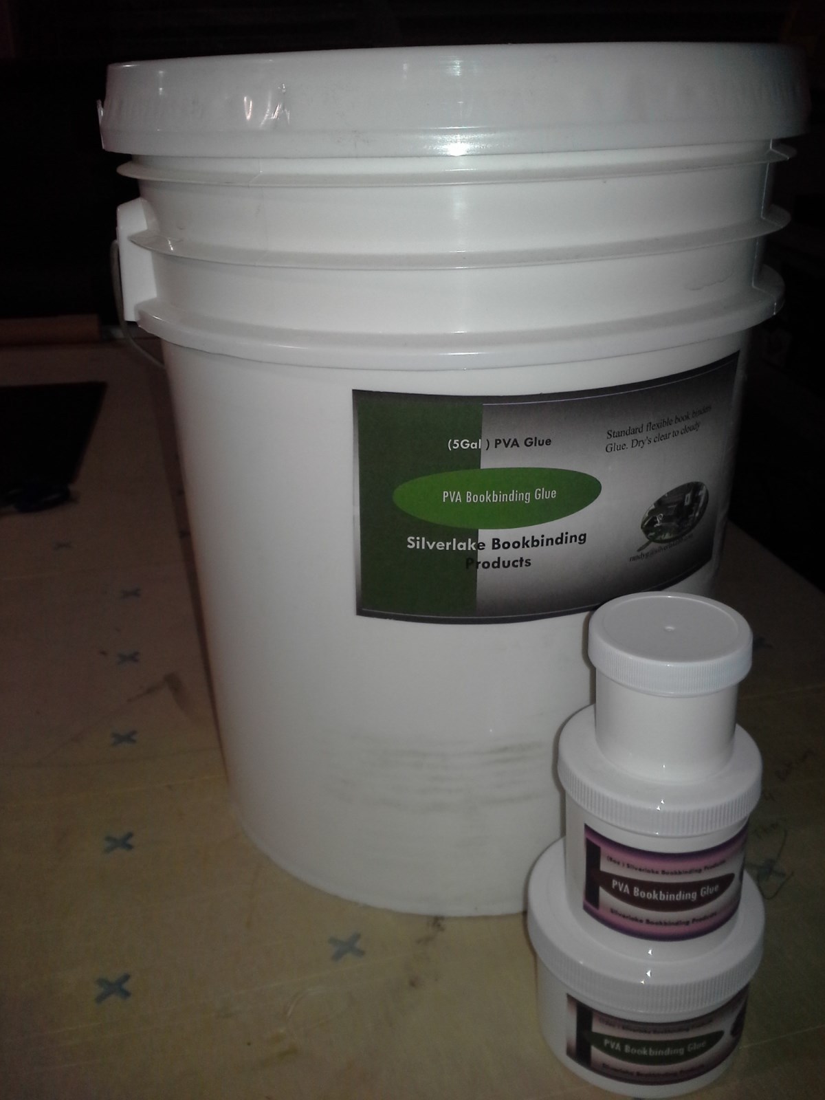 Book binding Glue. PVA Cold flex glue PH netrual Book Binders Glue