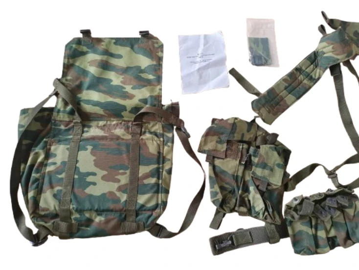Original. 6SH92-3 in flora camo. Full set with backpack. Brand new.