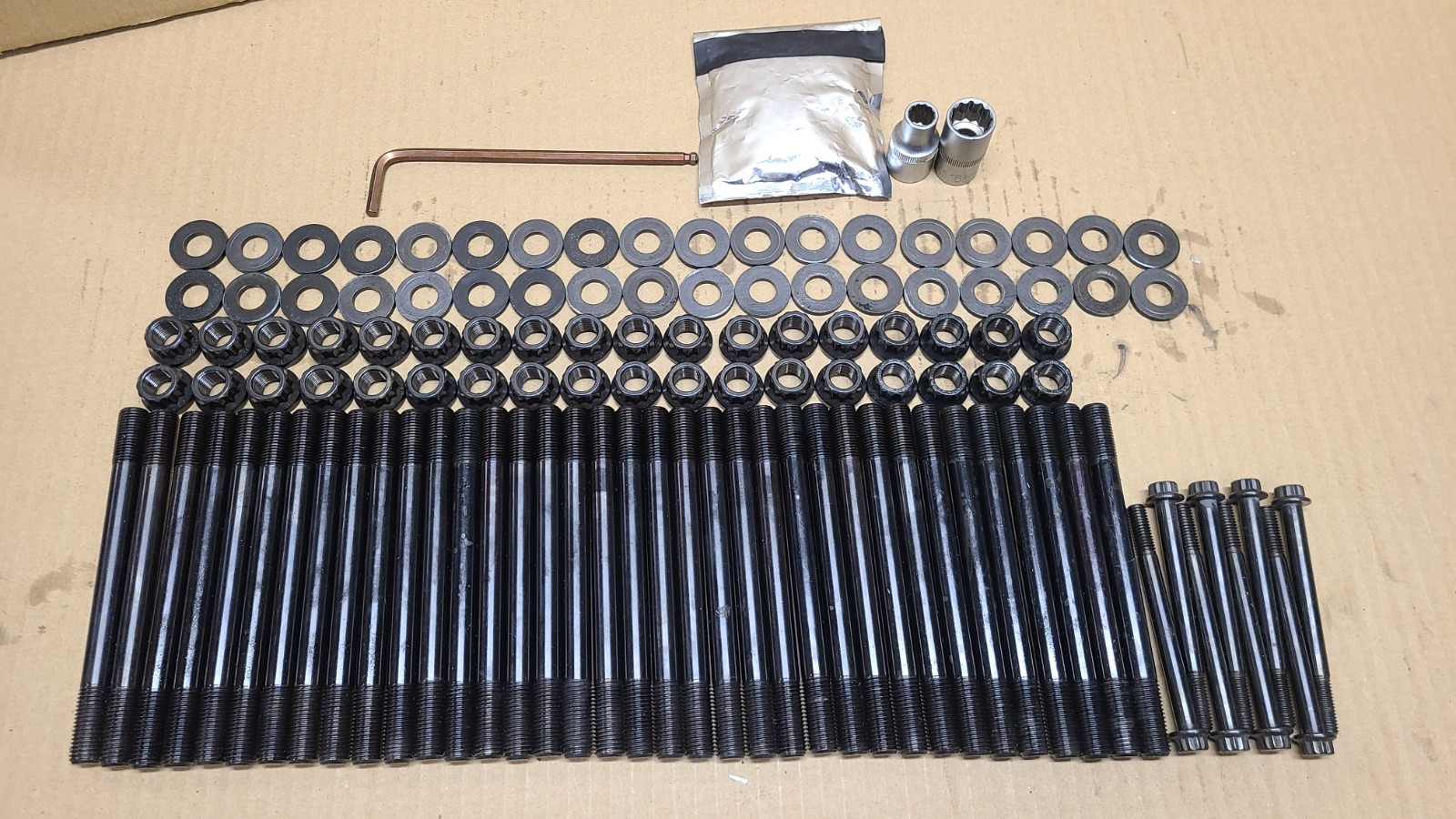 ARP 2000 Head Stud Kit, 01-16 6.6L Duramax, LB7,LLY,LBZ,LMM, 230-4201