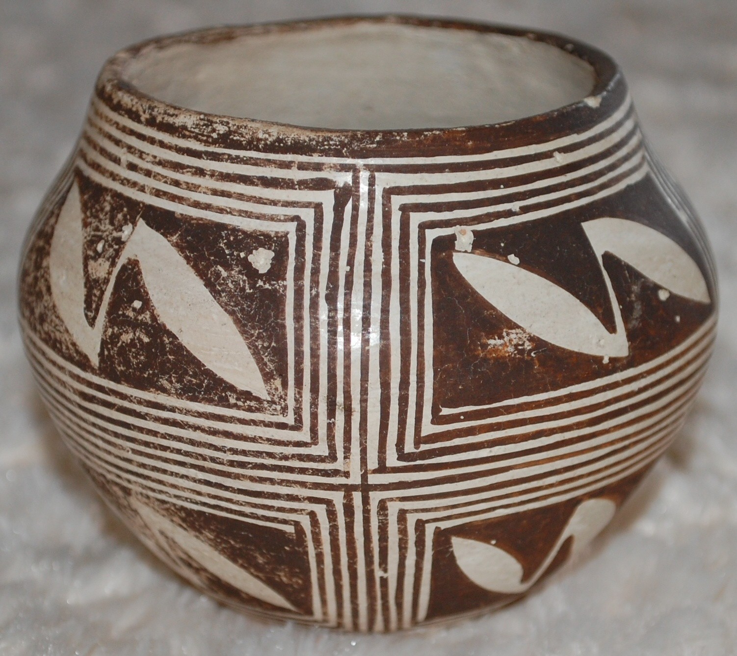 Acoma Clay Pottery Jar, 2.5" tall-3.5" diameter-signed on bottom Acoma NM, 1940