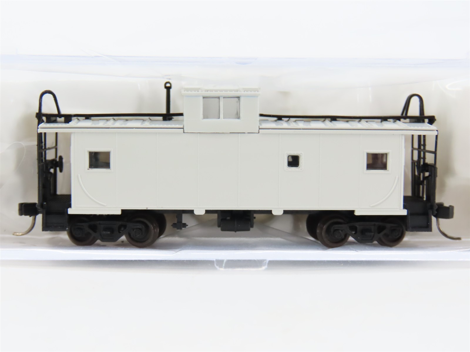 N Scale Atlas 50003155 Undecorated Standard Center Cupola Steel Caboose