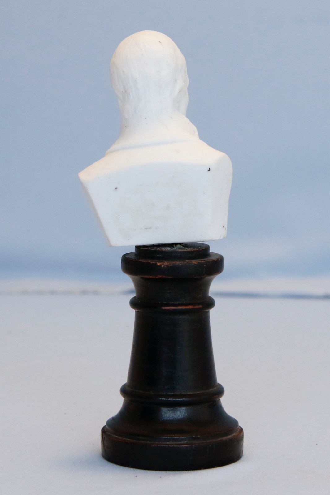 White Bust of French Emperor Napoleon Bonaparte Waterloo Battle War