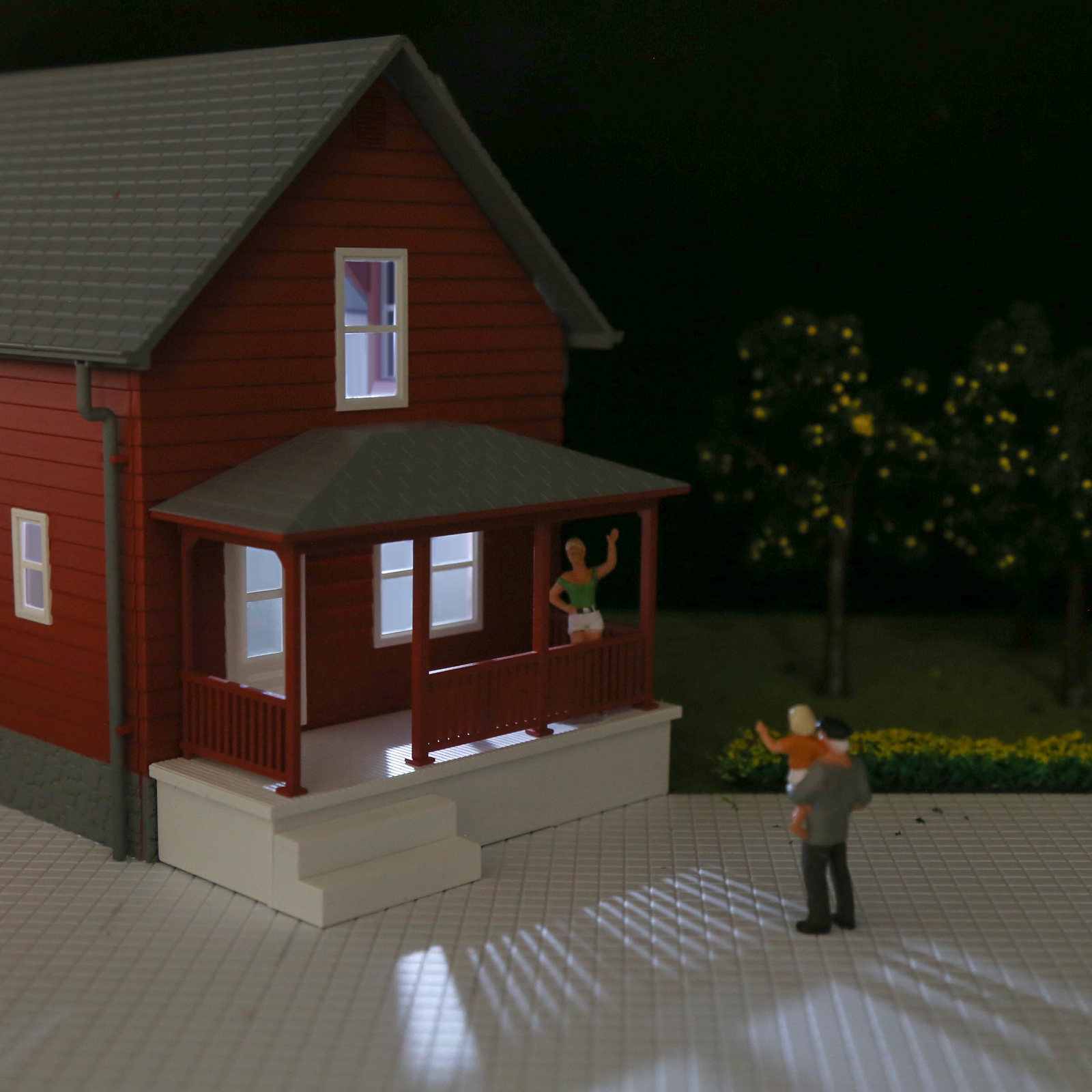 10 Units Bright White LED Screw E5 E5.5 12V Bulbs with Stand holder HO N Scale