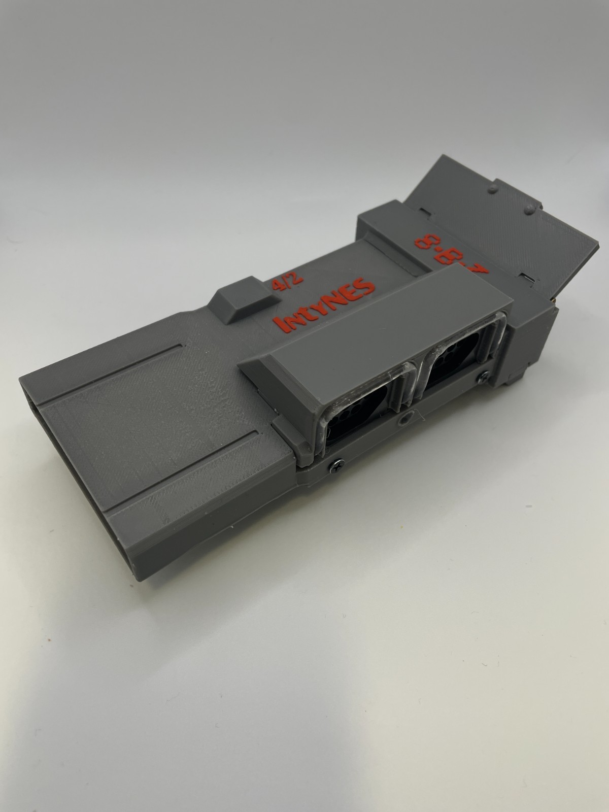 Intellivision IntyNES (2 x NES Joystick ports including Zapper support)