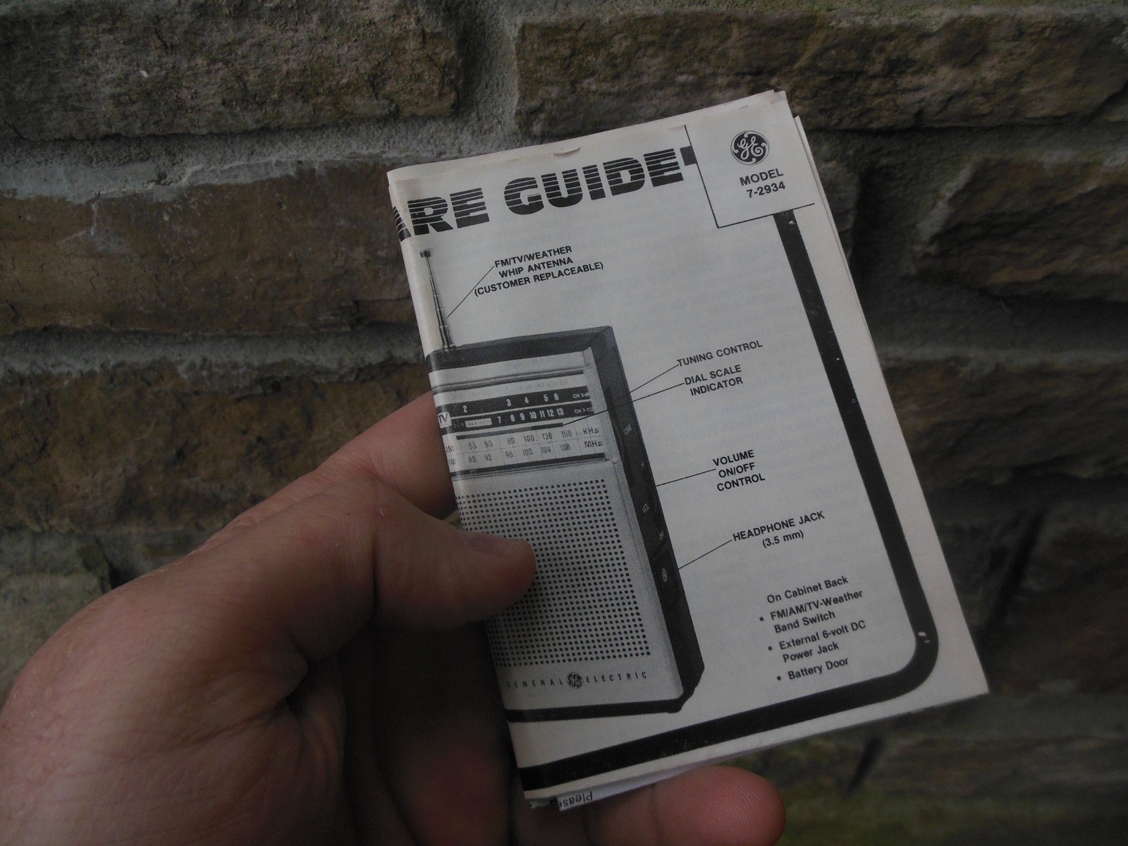 New Vintage General Electric FM/AM TV Sound Weather Band Transistor Radio 7-2934