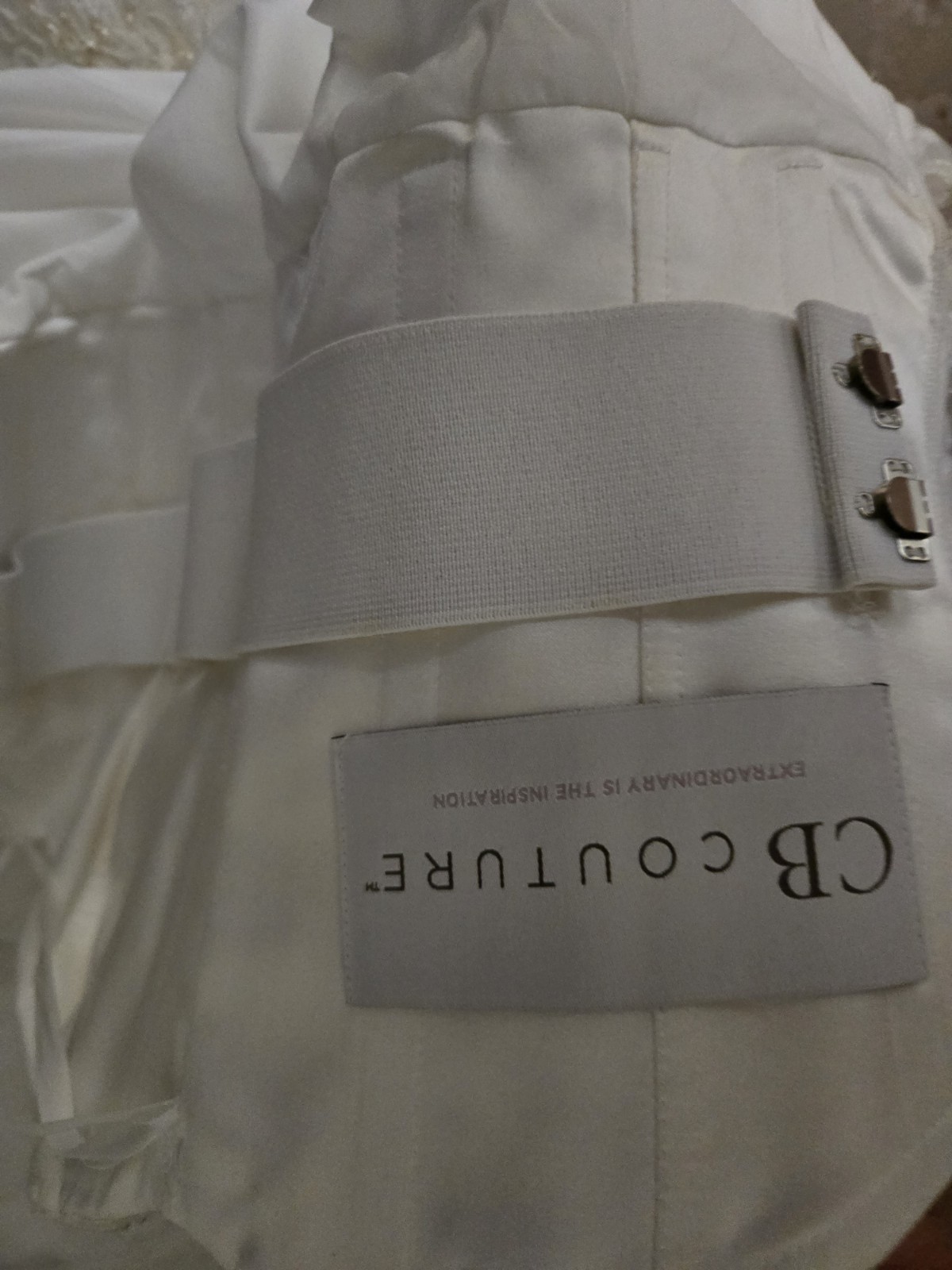 CB Couture Ivory Lace Mermaid Wedding Dress Size 6 Sleeveless Sweetheart