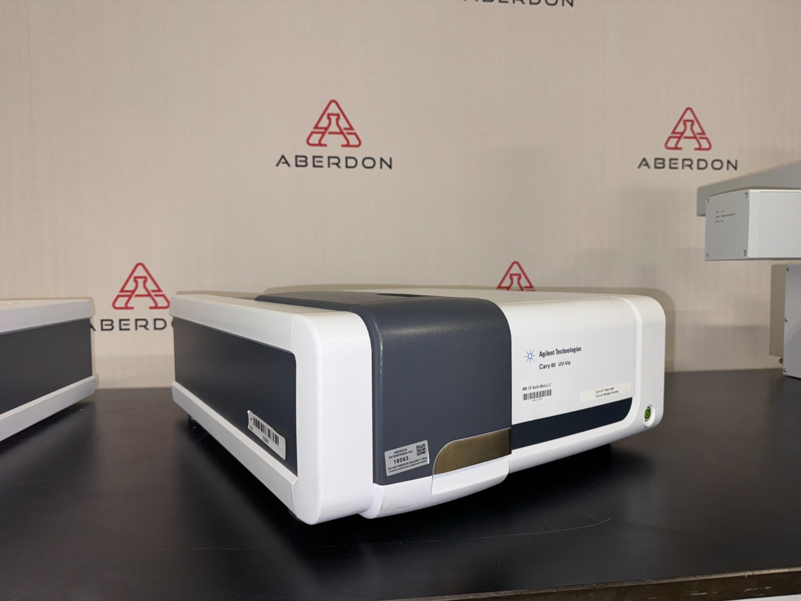 Agilent Cary 60 UV-Vis Lab Spectrophotometer   #18063