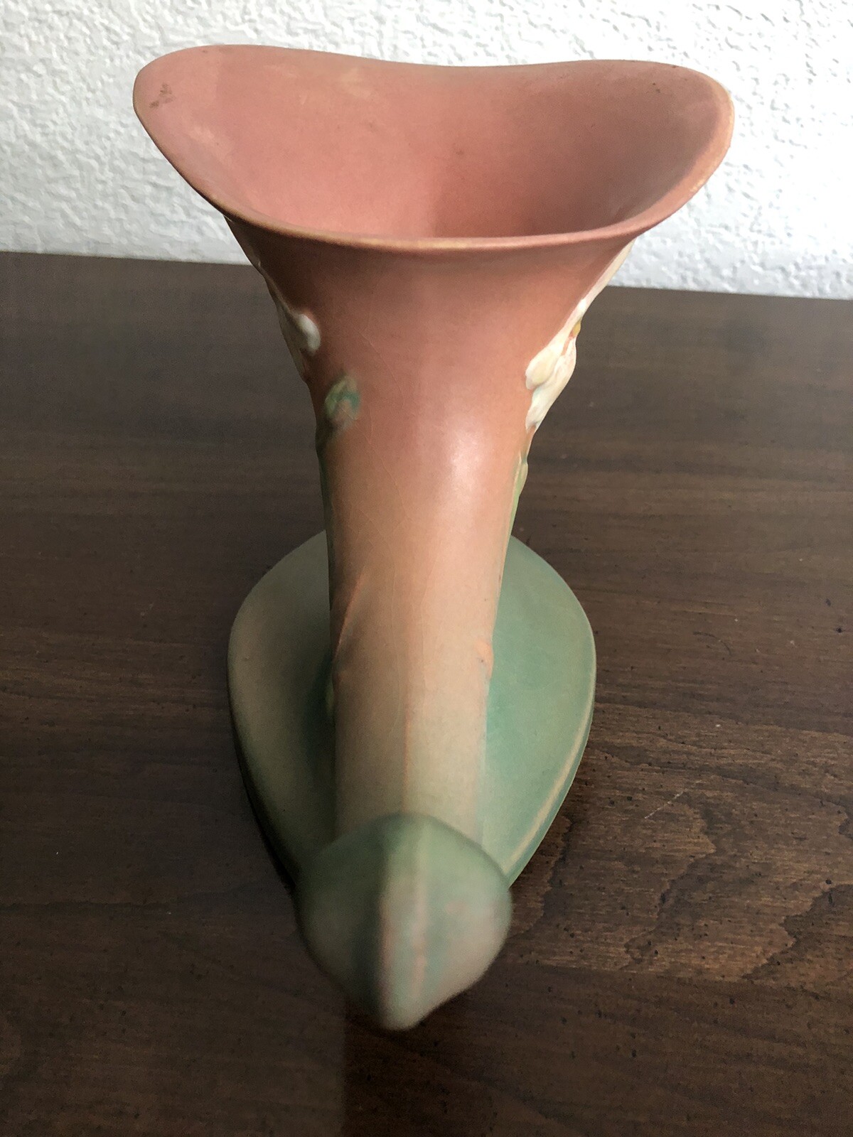 Roseville IRIS PINK CORNUCOPIA VASE 132-8" Outstanding! Pottery 1938 Vintage