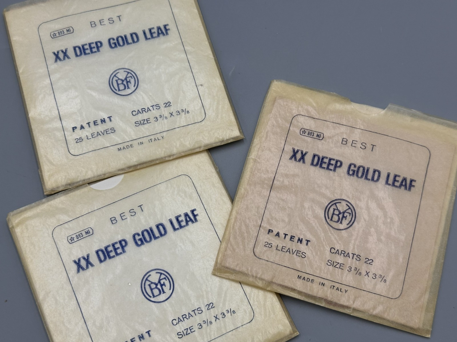 SCRAPS of Vintage BEST XX DEEP GOLD LEAF 22 Carats 3 3/8" x 3 3/8" Italy