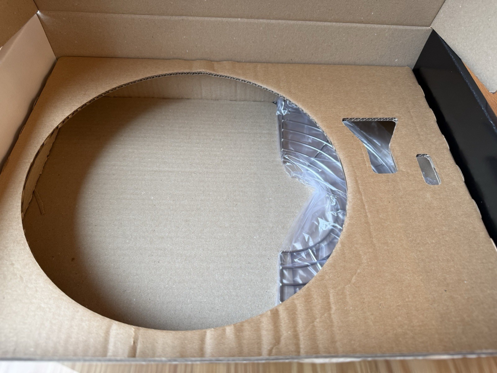 Staub Wok Perfect Perfect Pan 12 in, 4.5 qt Sorbet Rose Pink