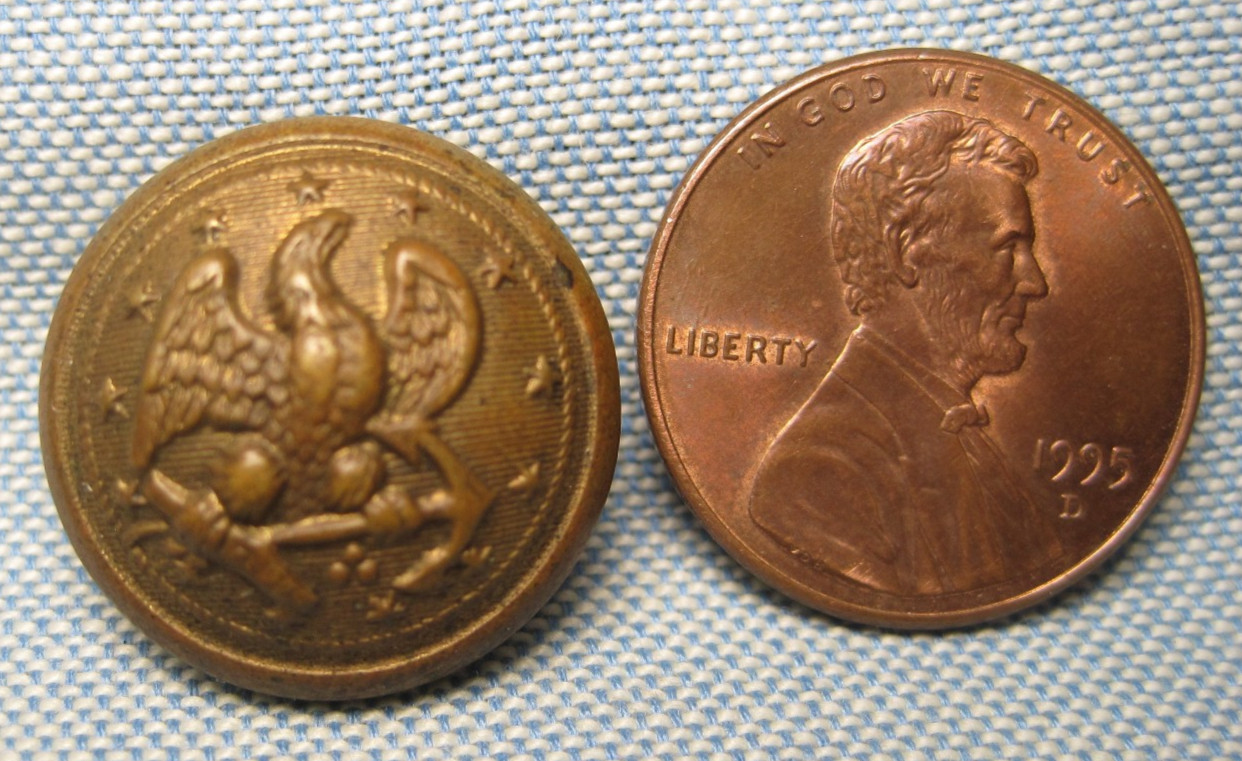 Non-Dug Civil War Navy Vest Button