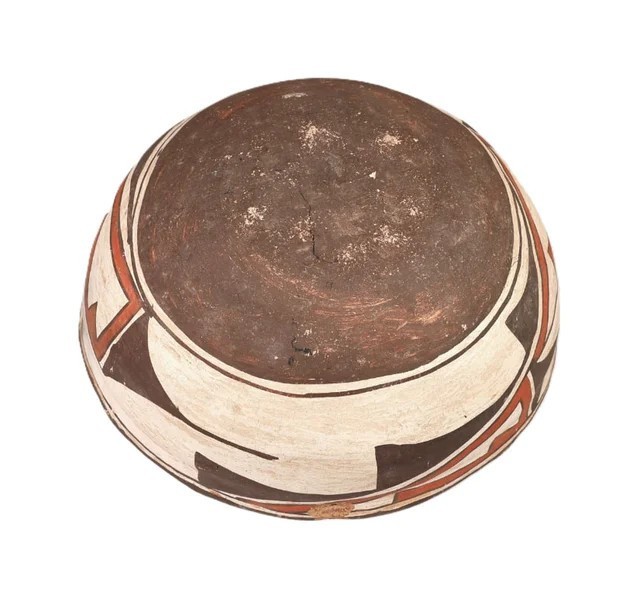 Zuni Dough Bowl Pottery ca. 1890 Size 4" H x 9.5" D Hand Coiled