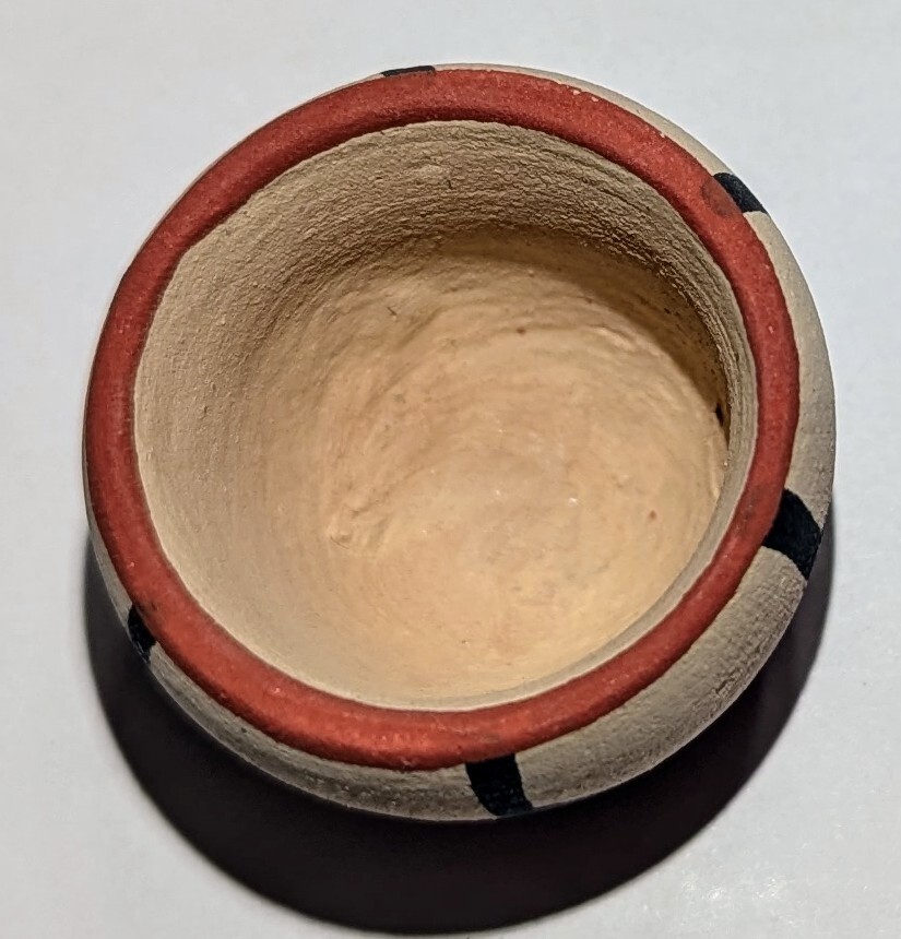 Vtg Native American Mini Pottery x2 Kewa & Jemez Pueblo Signed Lovato & Chinana