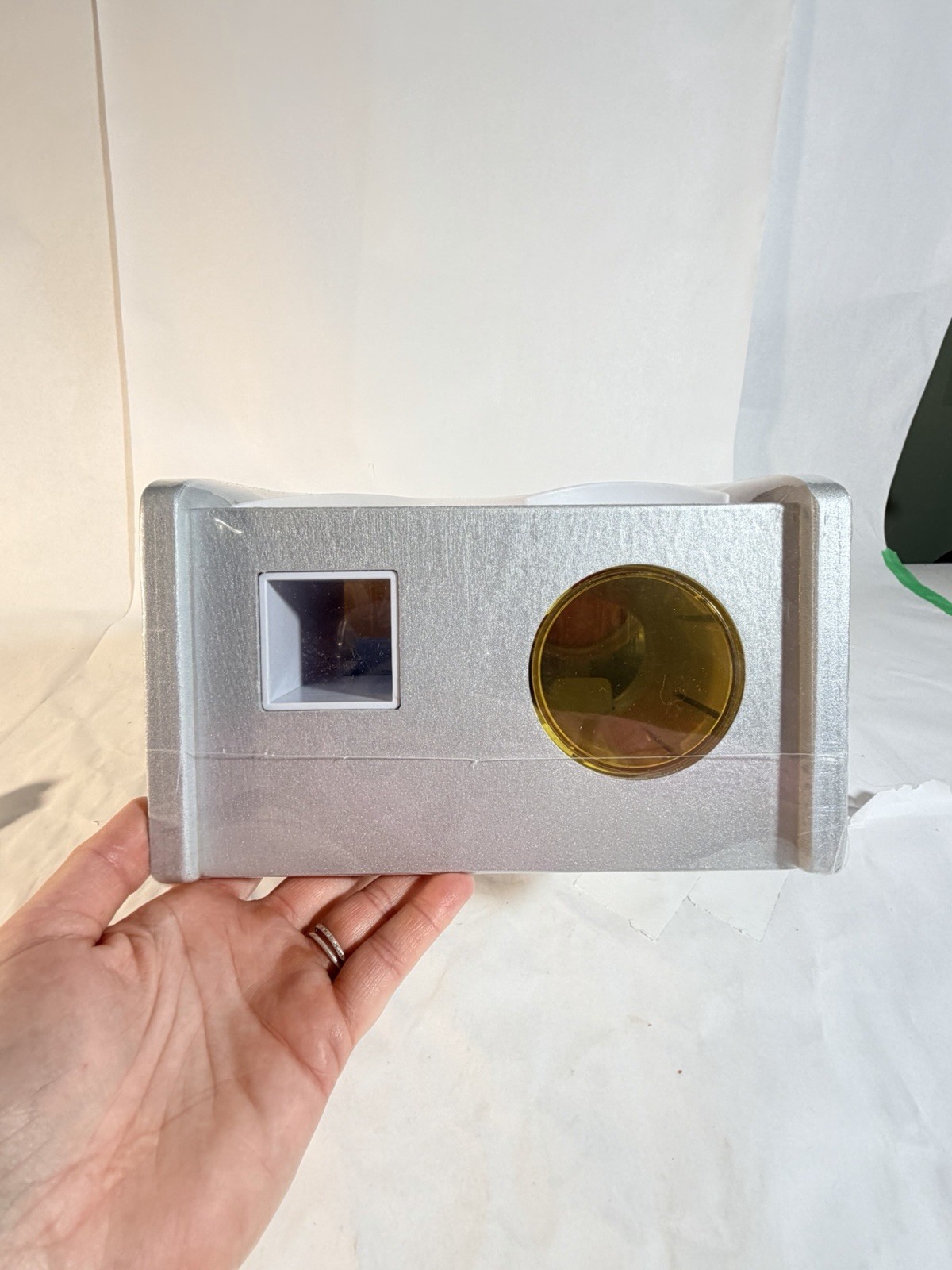 Melissa & Doug Wooden Thirst Quencher Drink Dispenser W/ Cups, Juice Inserts NEW