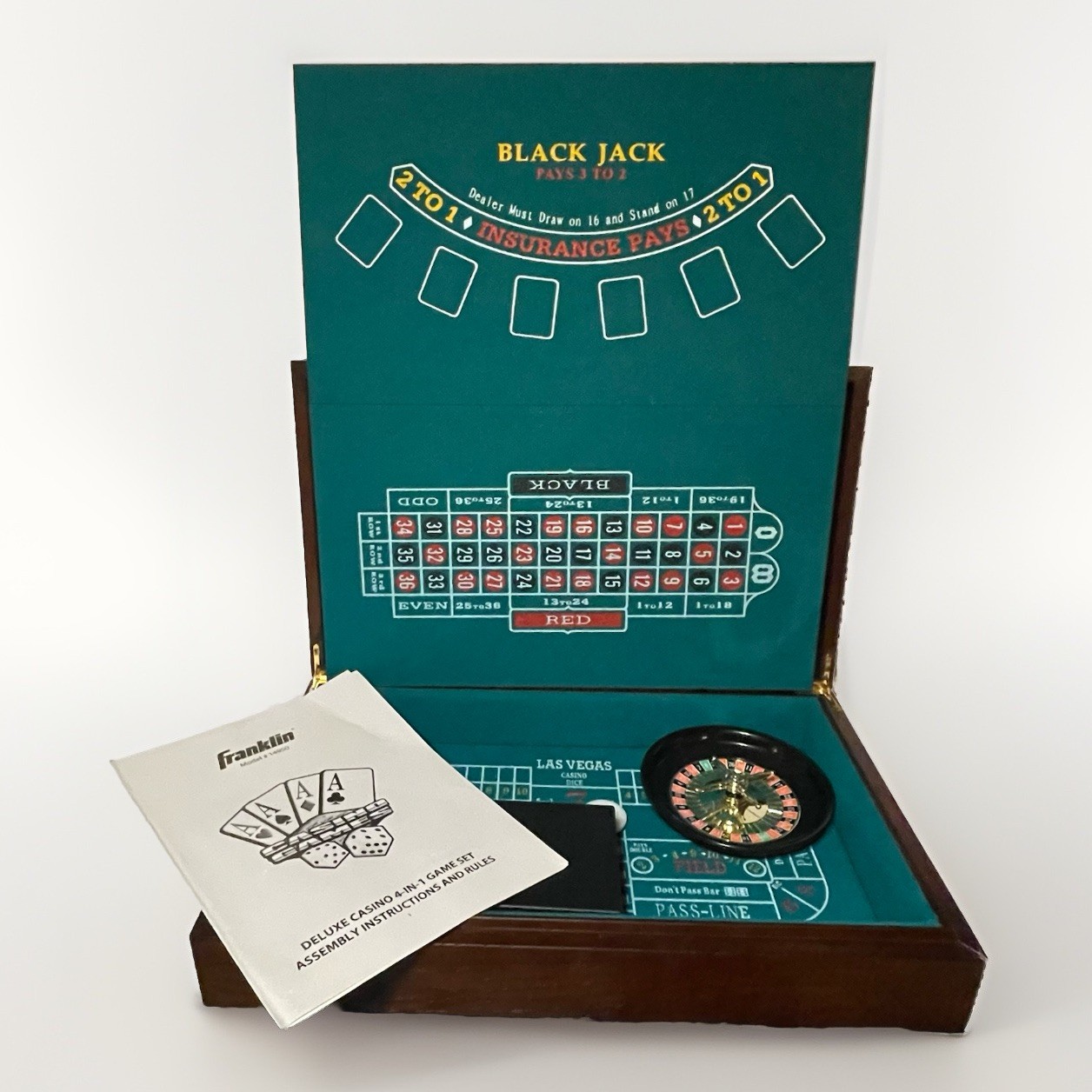 Franklin Deluxe Casino 4 In 1 Game Set Poker Craps Roulette Black Jack Complete