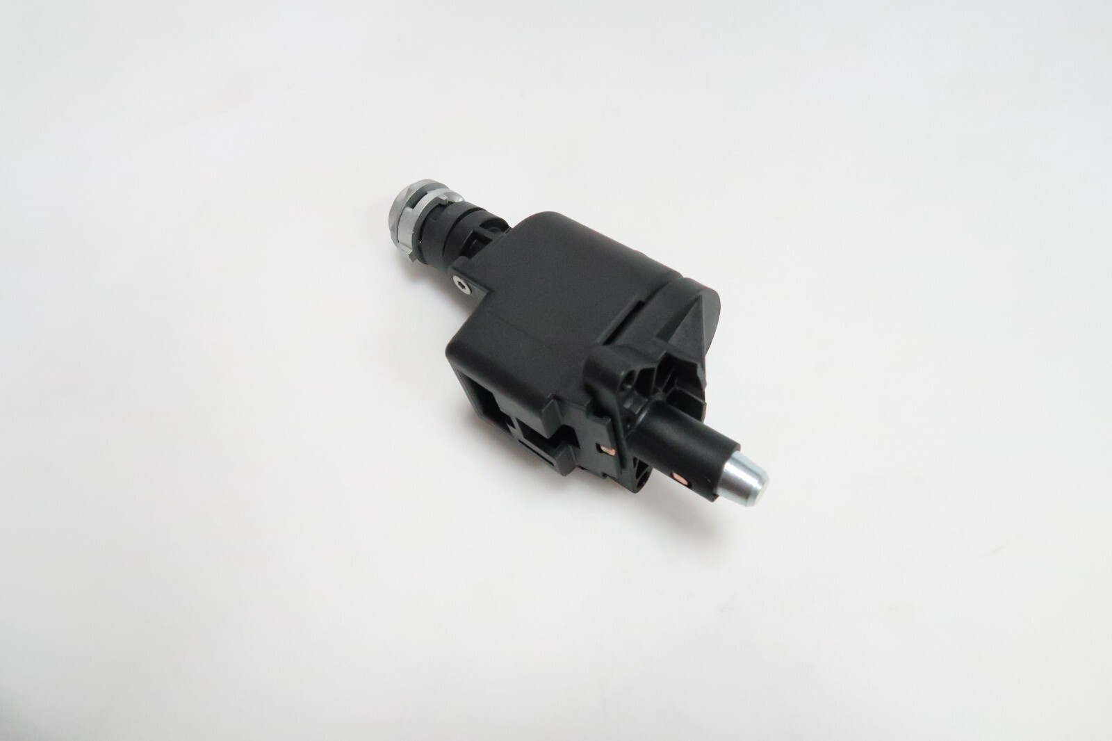 Ignition Key Switch Housing Street Electra Road Glide For 2006-13 Harley Touring