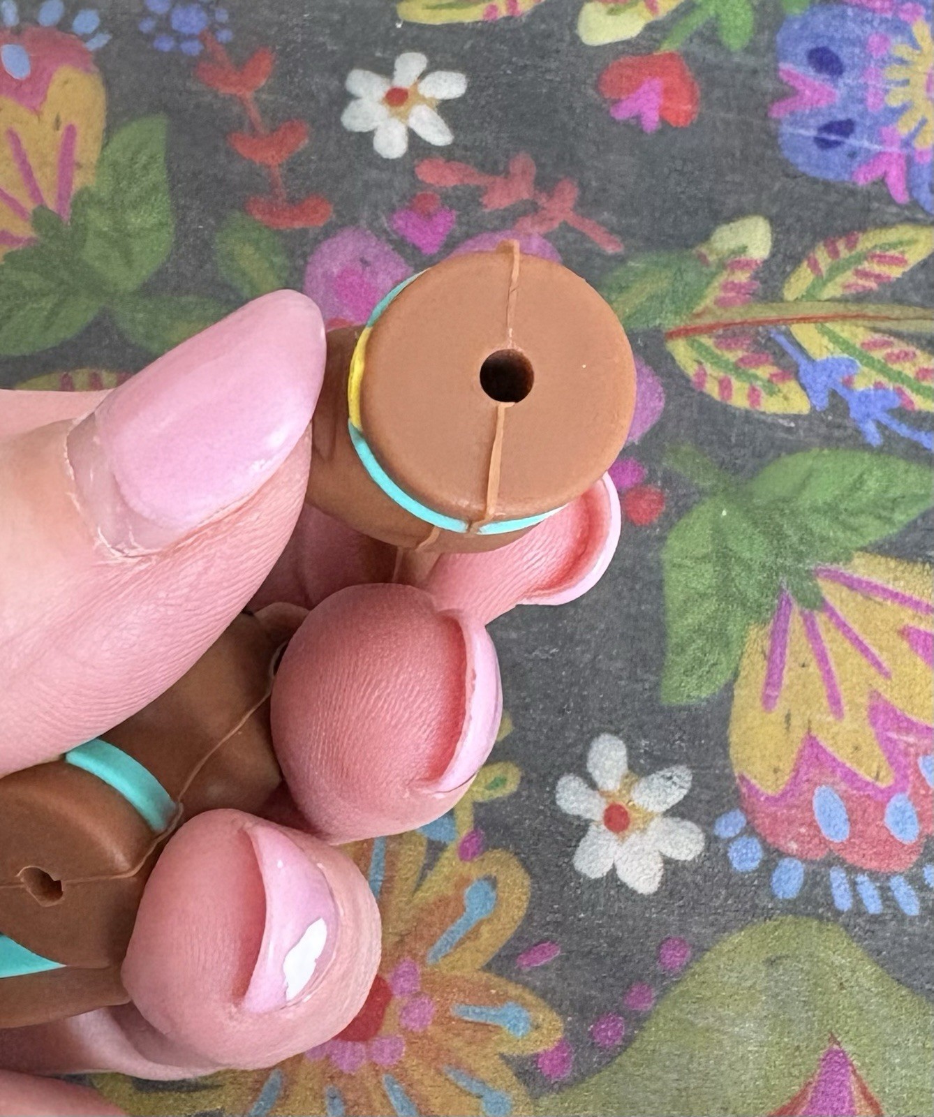 4 Piece 3D Brown SCOOBY Dog Silicone Focal Beads DIY Jewelry Pens+ NEW