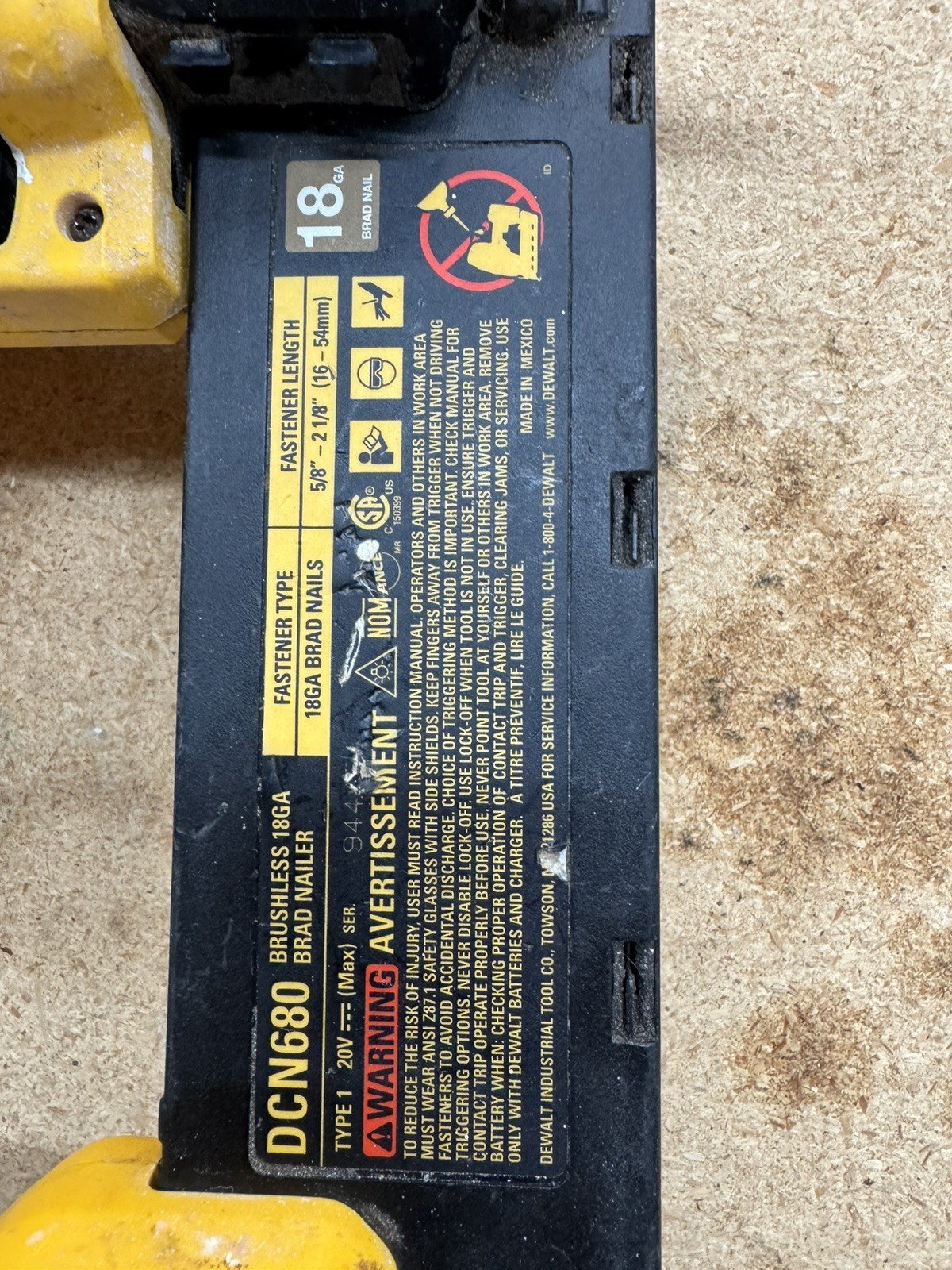 DEWALT 20V MAX XR 18-Gauge Brad Nailer DCN680