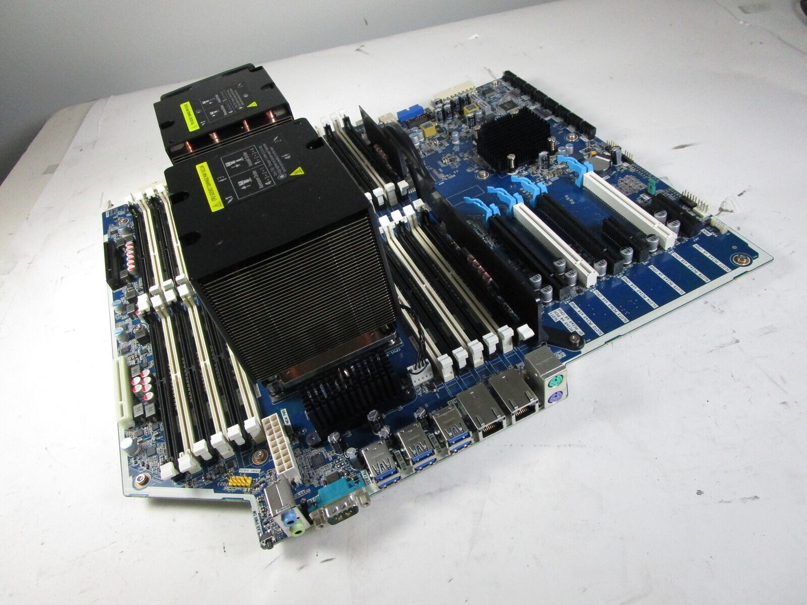HP Z8 G4 MOTHERBOARD 914281-001 844776-001 W/ 2 XEON SILVER 2.6 CPU & HEATSINK