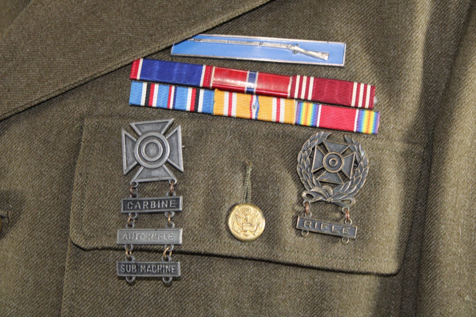 WWII US Army Uniform Tunic Jacket Pacific Command and 6th Army Patch DSC Ribbon