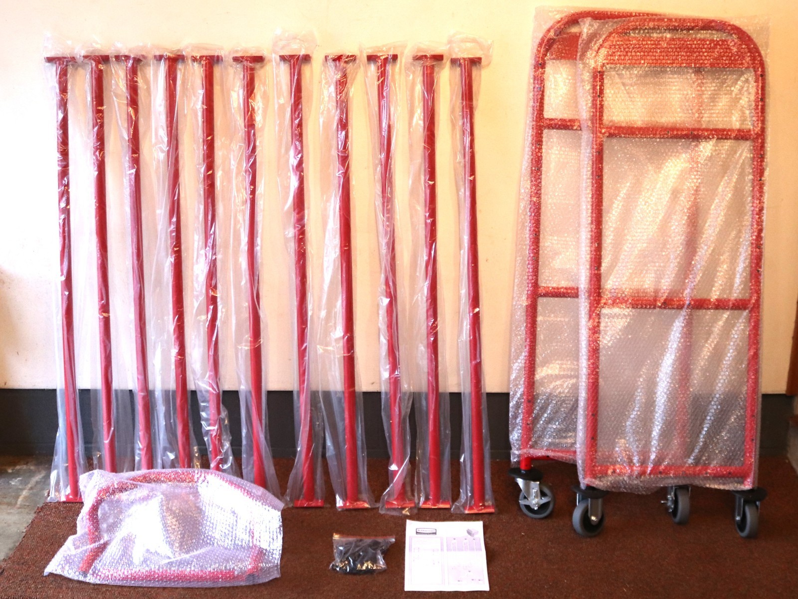 Rubbermaid Tote Picking Cart with Angled Shelves - Red - 2144269