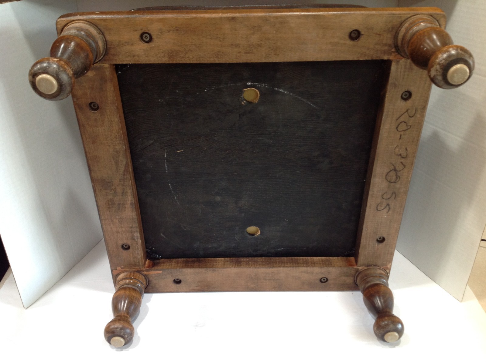 VINTAGE ETHAN ALLEN MCM STACKABLE VINYL WITH WOOD BASE FOOTSTOOL OTTOMAN