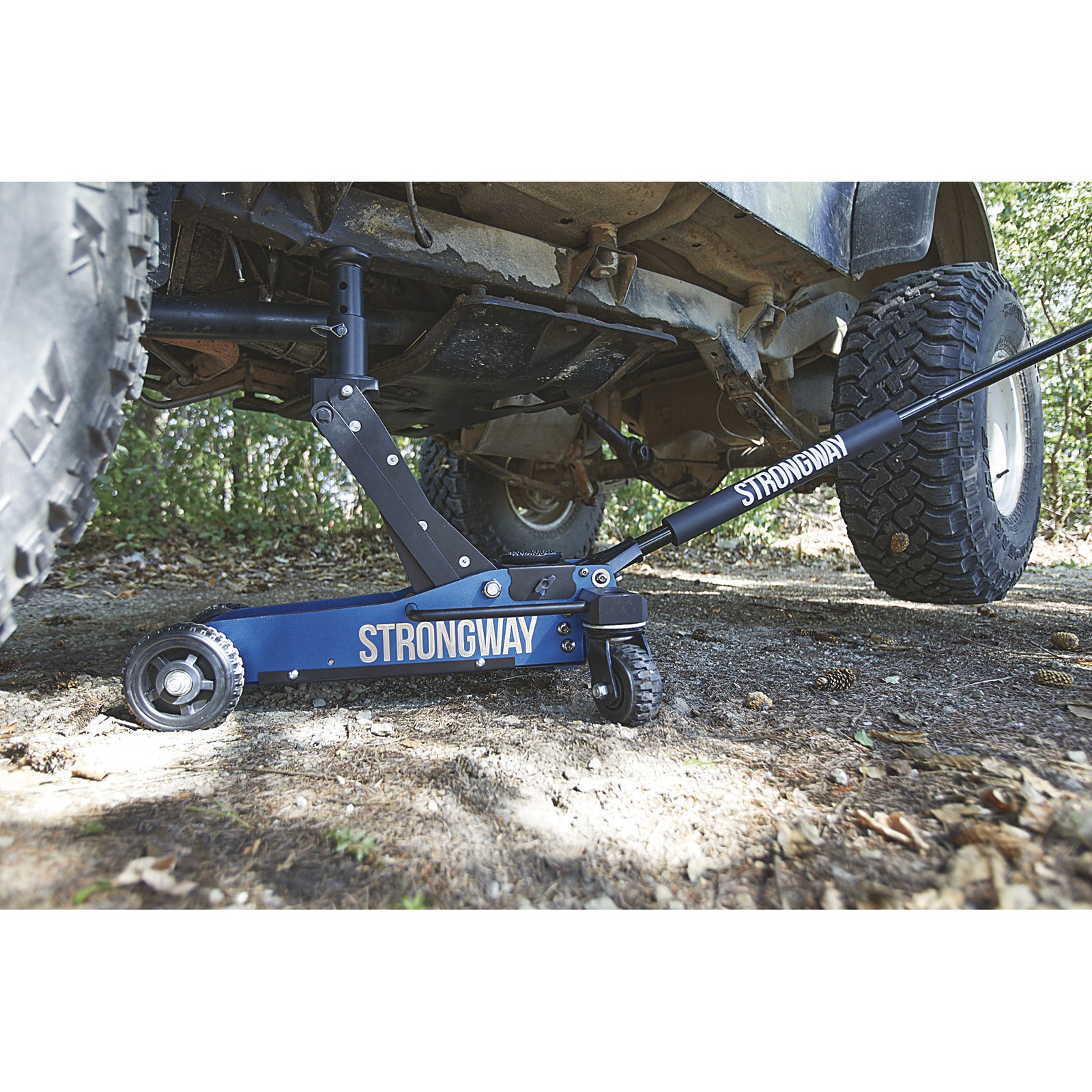 Strongway Off-Road Jack, 3-Ton Capacity, 29in. Lift Height, Aluminum,