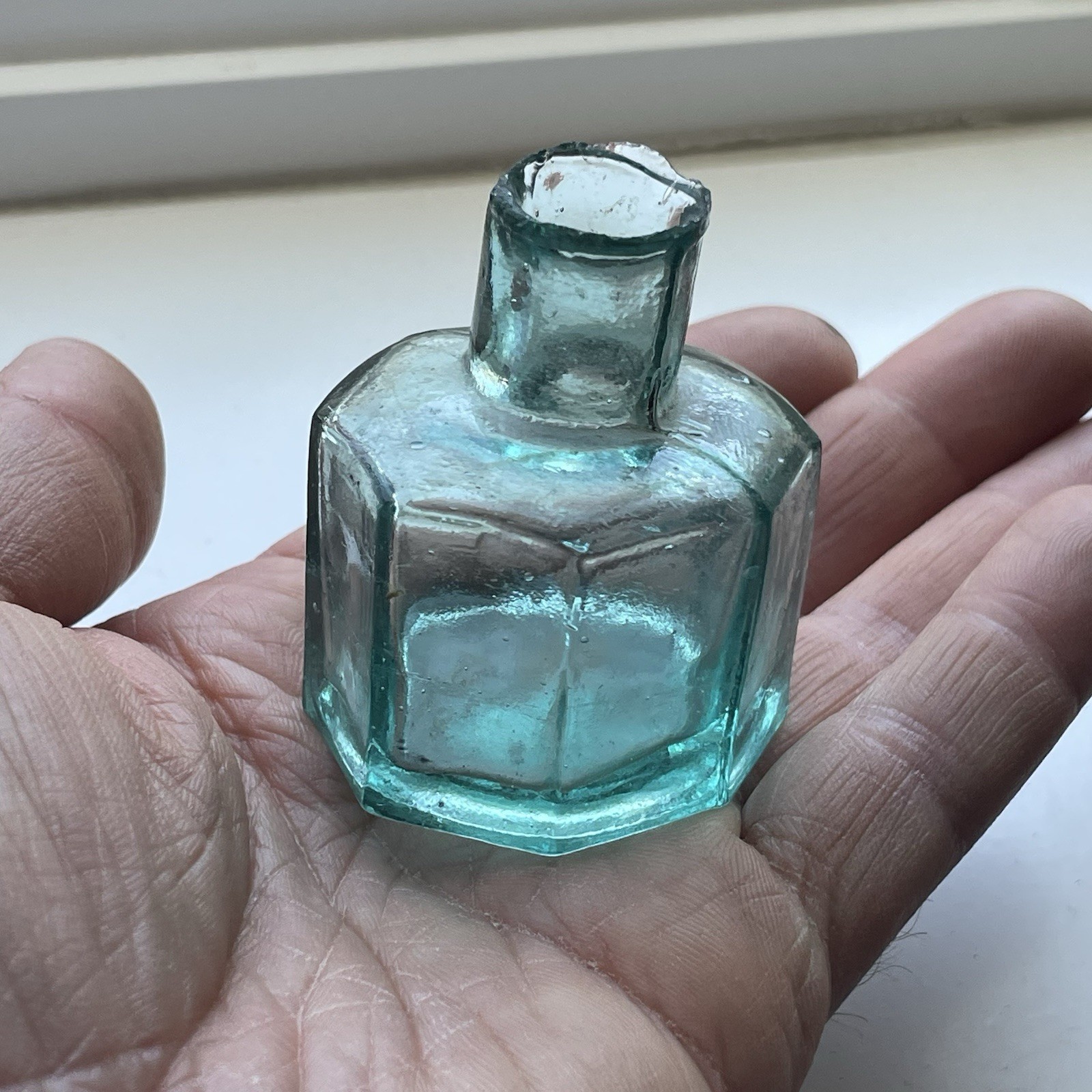 Antique Victorian Era Burst Top 8 Sided Ink Bottle