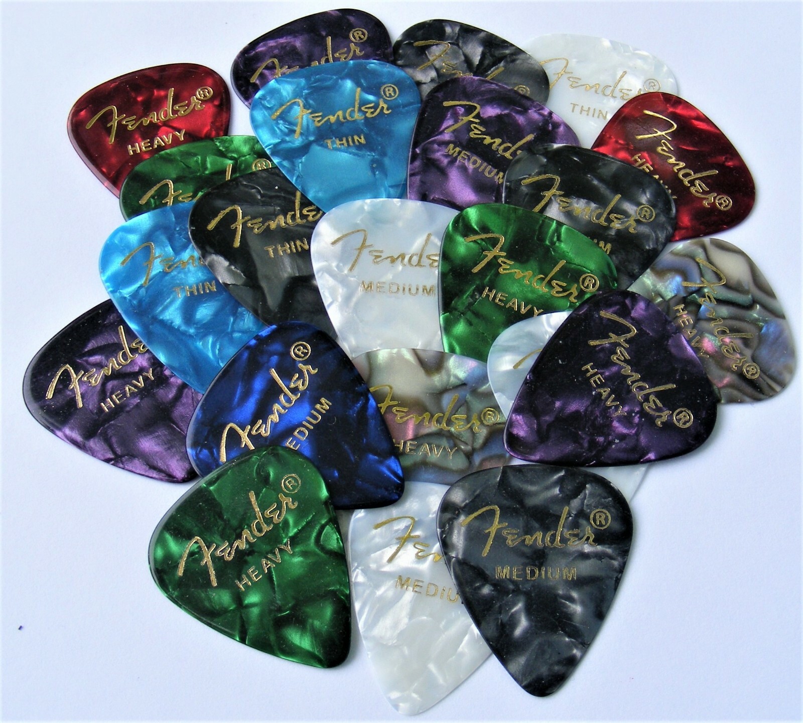 Fender 351 Premium Celluloid Guitar Picks 24 Variety Pack (Thin, Med and Heavy)