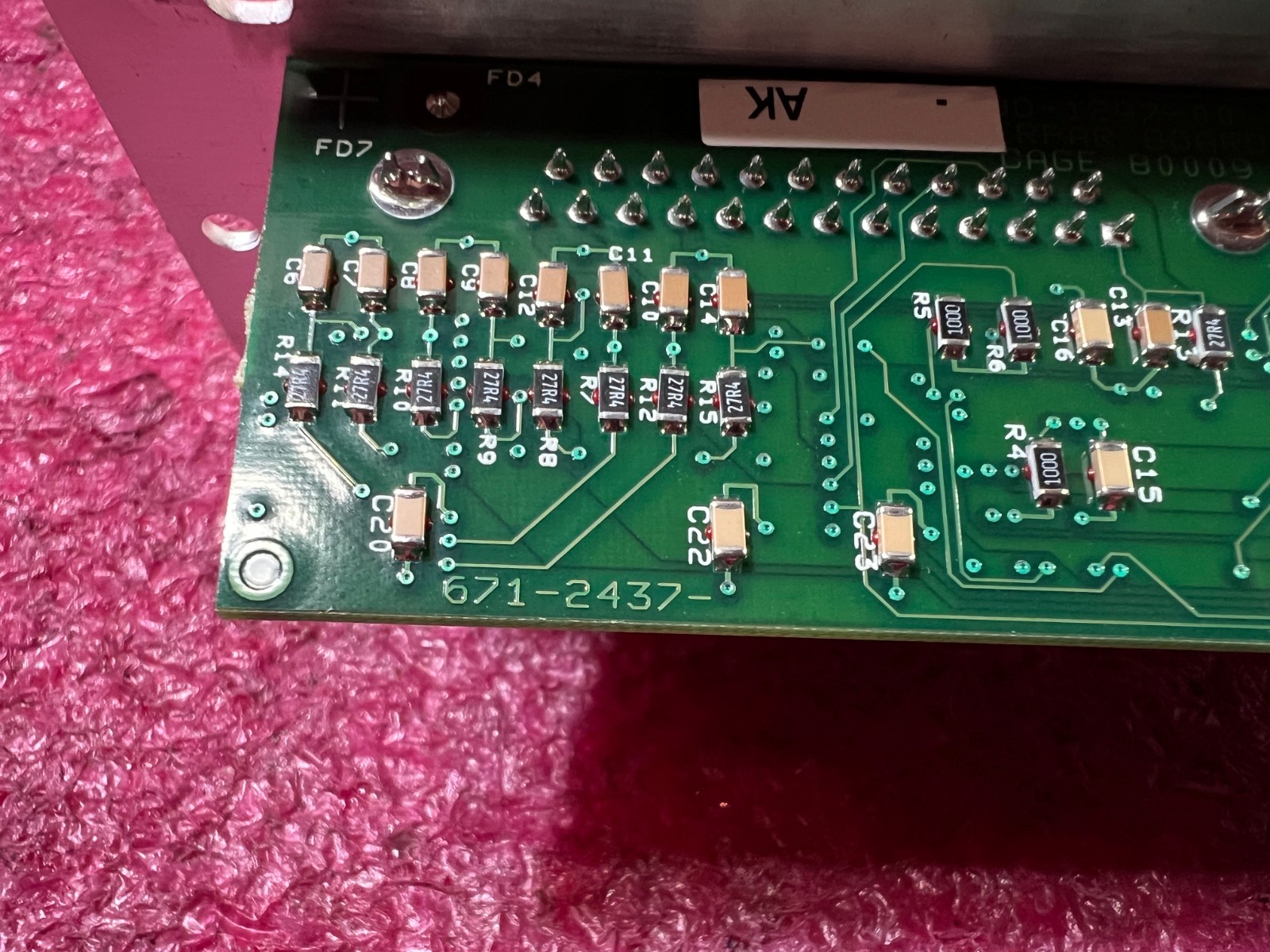 Tektronix TDS 714L Digital Storage Oscilloscope RS-232 671-2437 9D-1297-00