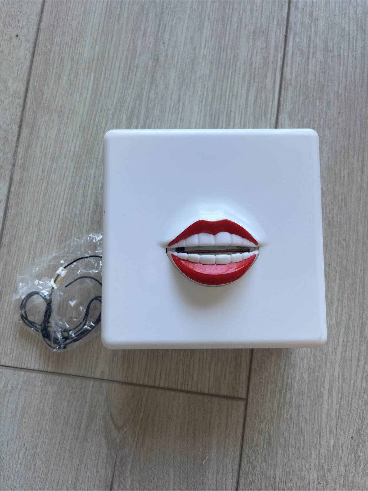 Vintage Blabber-Mouth "Talking" AM/FM Radio by Nasta 1986 Hong Kong RARE WORKS