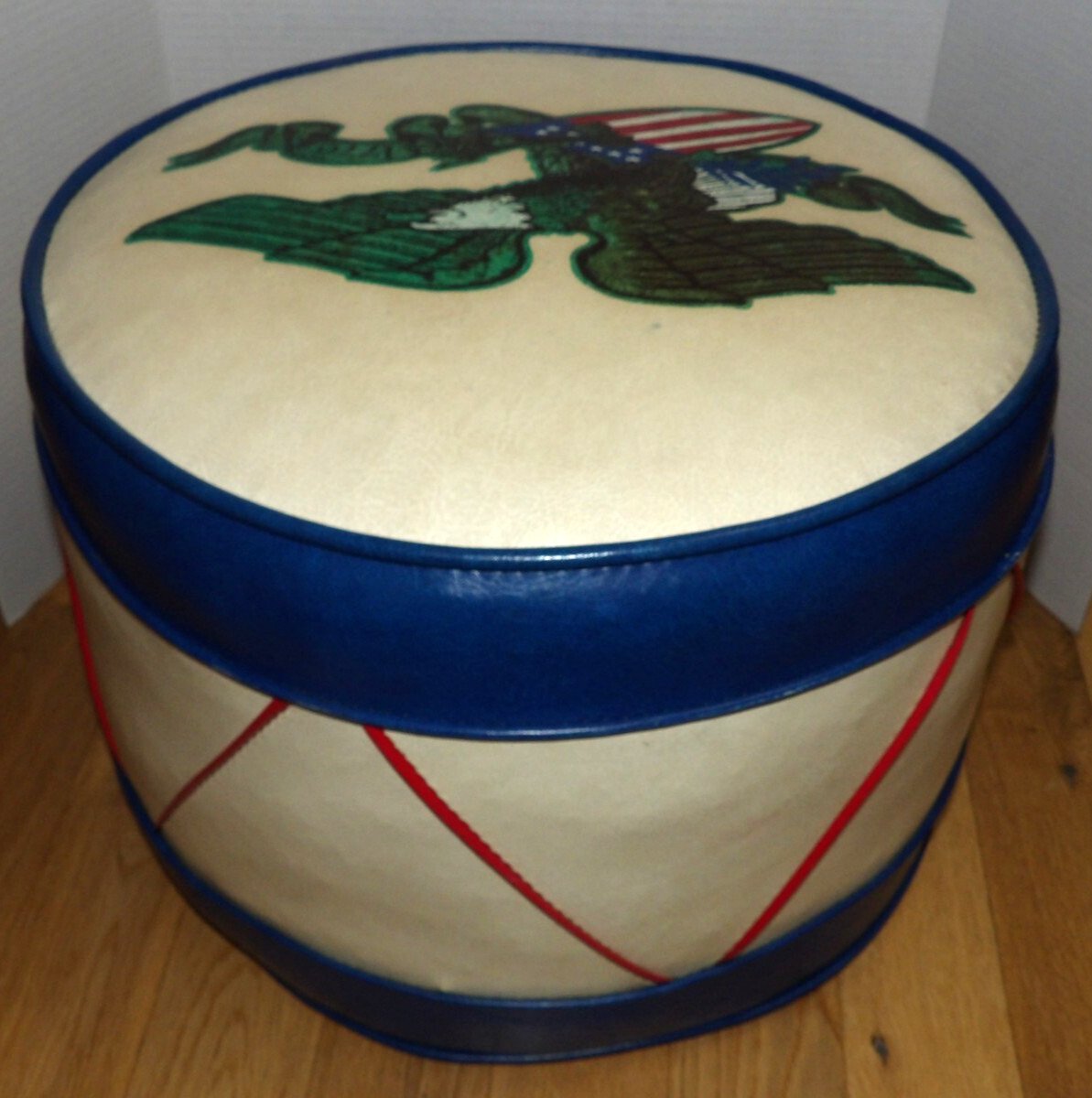 Vtg 1976 USA Bicentennial Drum/Eagle Footstool Patriotic Military Style 1776