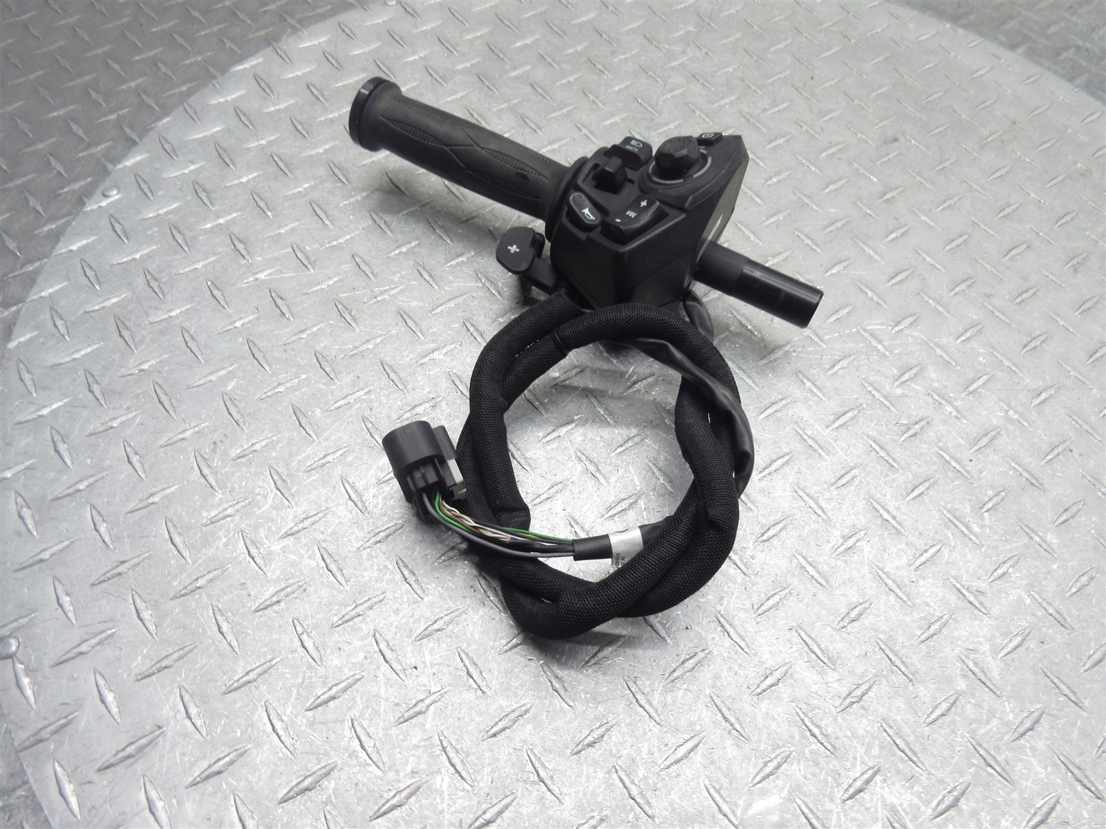 2020 20-24 Can-Am Spyder F3 Limited OEM Left Handlebar Control Switch Assy