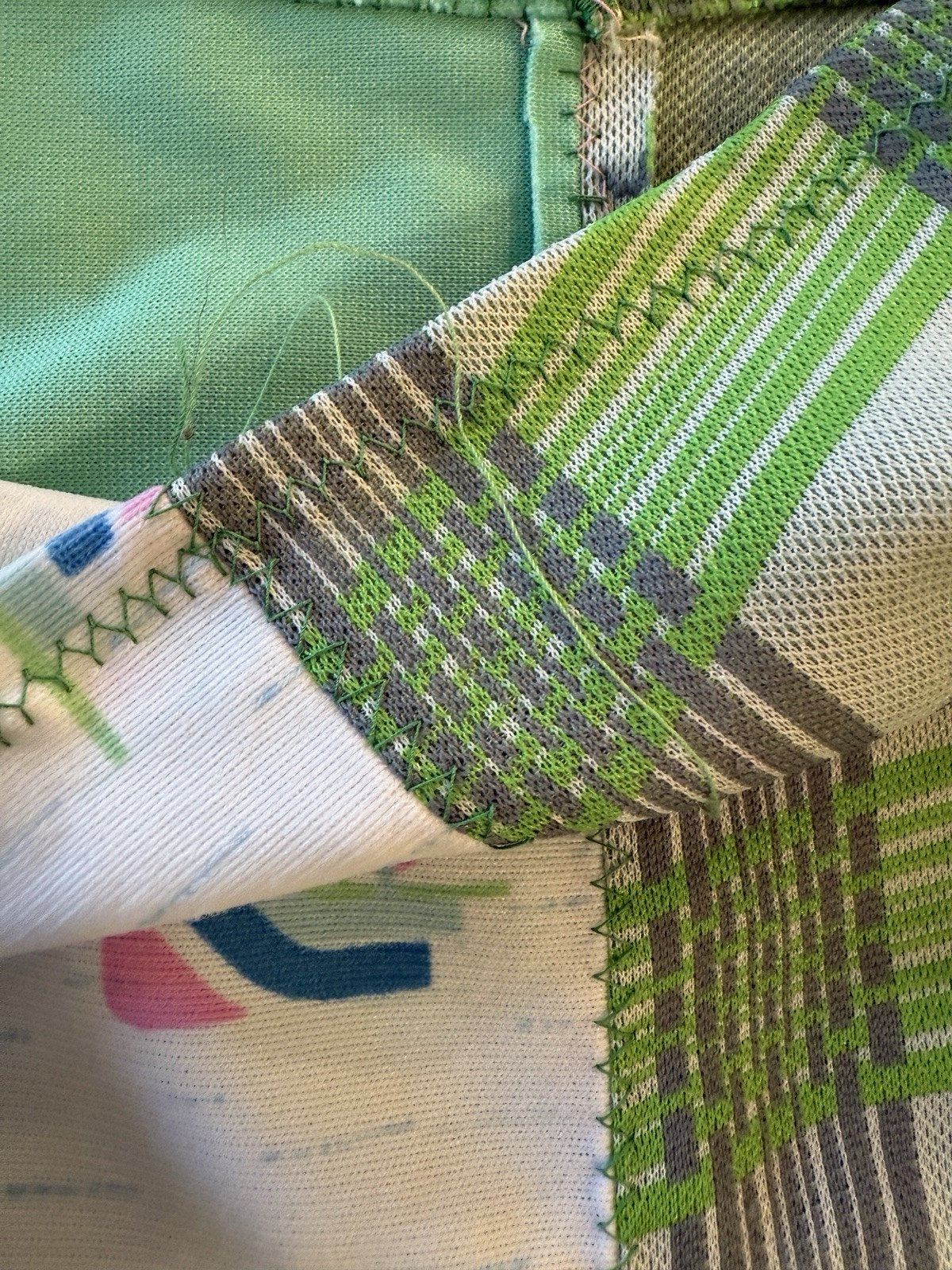 Vintage 70's Patchwork Coverlet Bedspread Quilt Topper